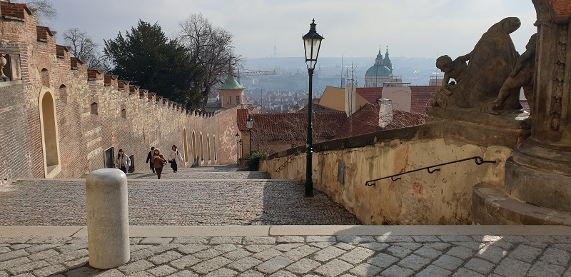 Prajski zamak stalbi